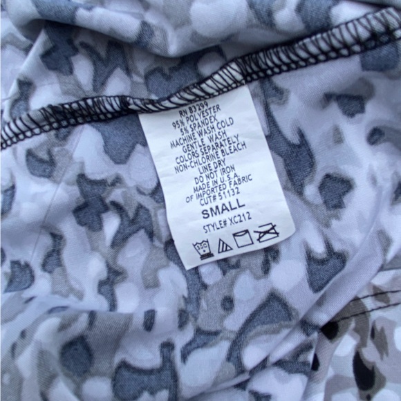 Tiana B. Faux Wrap dress with side tie black gray white size small stretchy - Picture 9 of 10